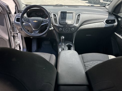 Used 2018 Chevrolet Equinox LT image 30