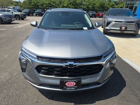 New 2025 Chevrolet Trax LT w/ Driver Confidence Package image 2