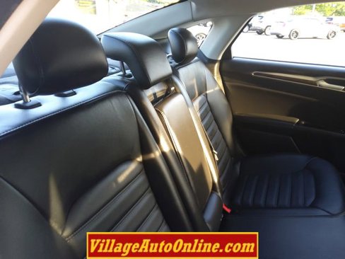 Used 2016 Ford Fusion SE w/ Equipment Group 202A image 33