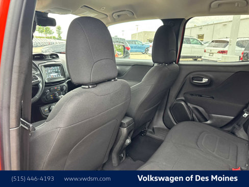 Used 2021 Jeep Renegade Latitude w/ Convenience Group image 13