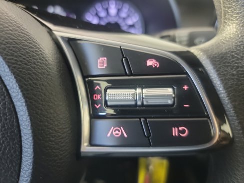 Certified 2022 Kia Forte LXS w/ LXS Technology Package image 26