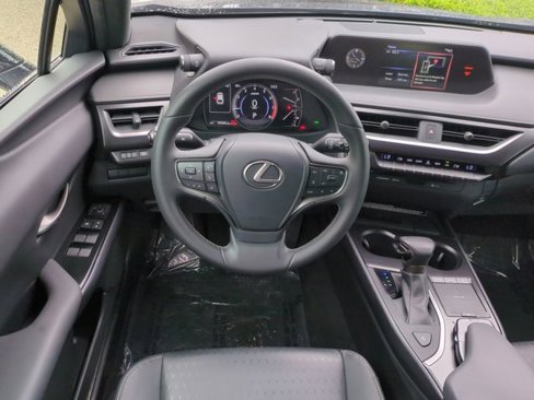 Used 2022 Lexus UX 200 image 15