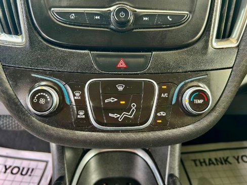 Used 2018 Chevrolet Malibu LT image 14