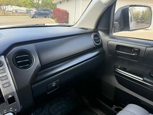 Used 2019 Toyota Tundra SR image 22