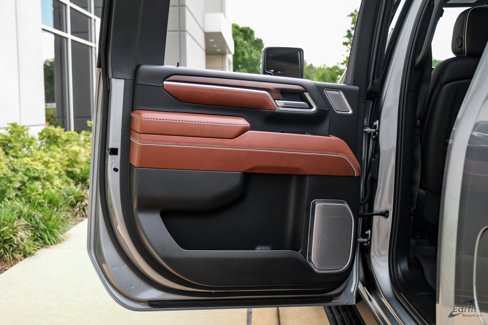 Used 2024 GMC Sierra 2500 Denali Ultimate image 65