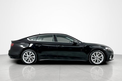 Used 2022 Audi A5 2.0T Premium image 6
