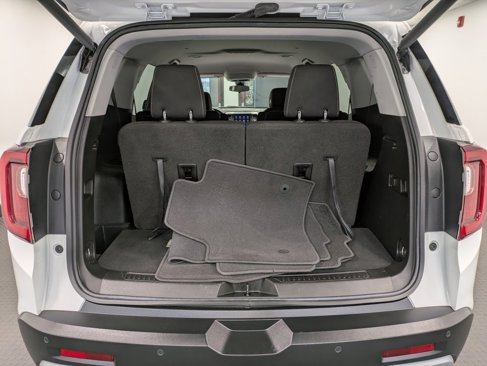 Used 2022 GMC Acadia SLE w/ Driver Convenience Package image 23
