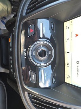 Used 2018 Ford Escape Titanium w/ Ford Safe & Smart Package image 18