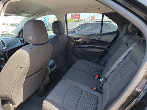 Used 2019 Chevrolet Equinox LT w/ Driver Convenience Package image 11