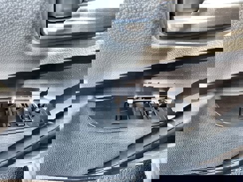 Used 2021 Toyota Corolla LE w/ Carpet Mat Package (TMS) image 20