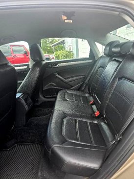 Used 2015 Volkswagen Passat 1.8T S image 9