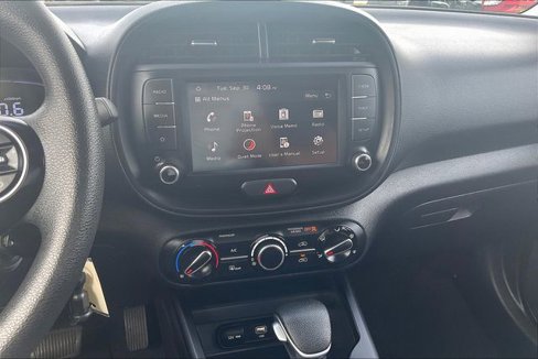 Used 2024 Kia Soul LX w/ Option Group 015 image 6