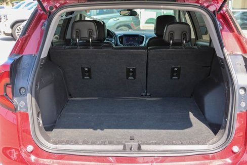 Used 2018 GMC Terrain Denali w/ Advanced Safety Package image 10
