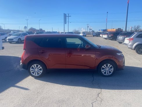 Used 2020 Kia Soul LX image 7