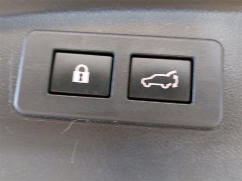 Used 2020 Subaru Outback Premium image 13