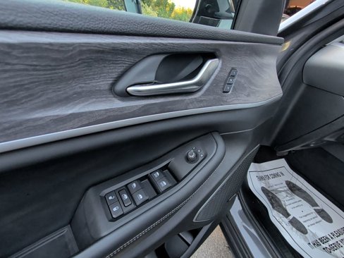 Used 2022 Jeep Grand Cherokee Limited 4xe image 12