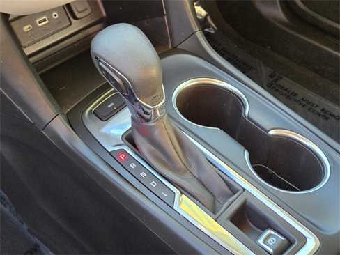 Used 2022 Chevrolet Equinox LS w/ LS Convenience Package image 35