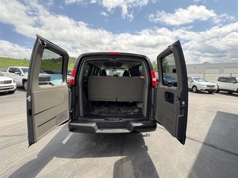 Used 2016 Chevrolet Express 2500 LS image 37
