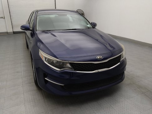 Used 2017 Kia Optima LX image 14