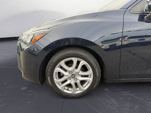 Used 2017 Toyota Yaris iA image 15