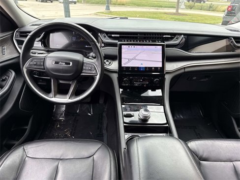 Used 2022 Jeep Grand Cherokee L Limited image 16