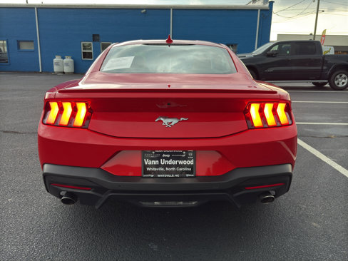 Used 2024 Ford Mustang Premium image 5