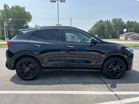 Used 2024 Buick Encore GX Sport Touring image 5