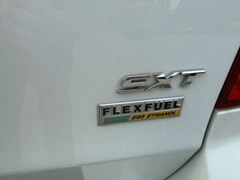 Used 2018 Dodge Grand Caravan SXT image 24