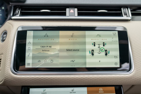 Used 2021 Land Rover Range Rover Velar R-Dynamic S image 18