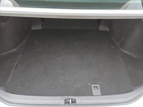 Used 2021 Toyota Camry SE image 6