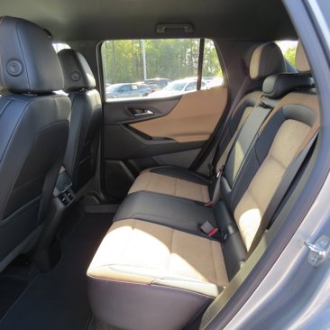 New 2025 Chevrolet Equinox ACTIV image 11