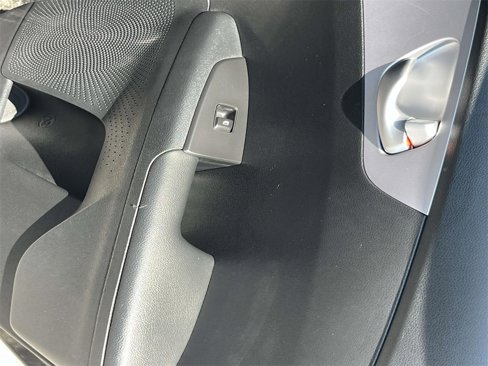 Used 2024 Kia Forte LXS image 15