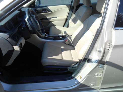 Used 2014 Honda Accord EX-L image 10