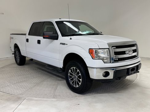 Used 2013 Ford F150 XLT w/ Mid Equipment Group image 5