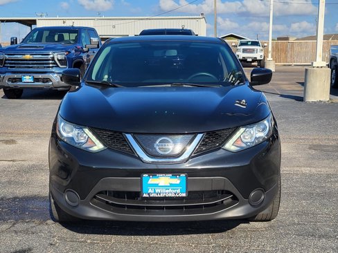 Used 2019 Nissan Rogue Sport S image 8