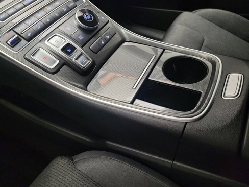 Used 2023 Hyundai Santa Fe SEL image 26