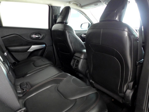 Used 2018 Jeep Cherokee Trailhawk w/ Quick Order Package 27L image 50