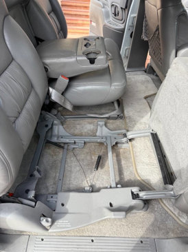 Used 1999 GMC Suburban 2WD w/ Marketing Opt Pkg 3 image 22