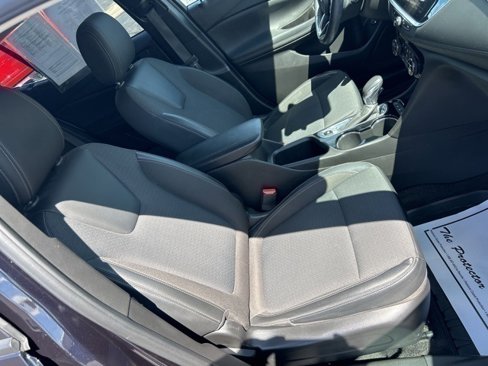 Used 2021 Buick Encore GX Select image 24