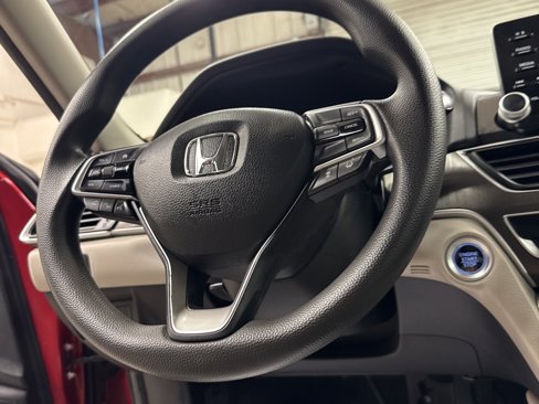 Used 2019 Honda Accord LX image 10