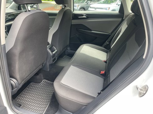Used 2024 Volkswagen Taos S image 23