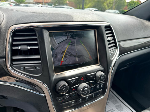 Used 2015 Jeep Grand Cherokee Overland w/ Advanced Technology Group image 15