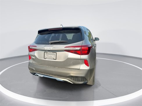 Used 2022 Kia Seltos LX image 7