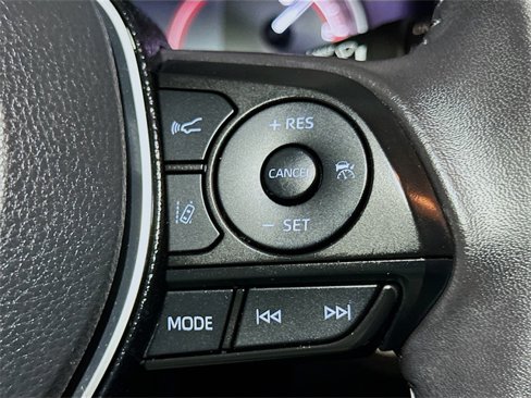 Certified 2020 Toyota RAV4 Limited image 28