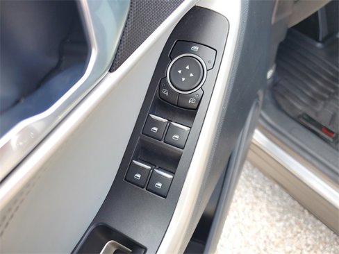Used 2022 Ford Explorer XLT w/ Equipment Group 202A image 20
