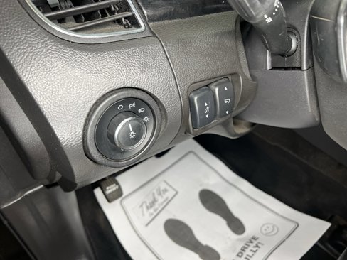 Used 2010 Ford Taurus Limited image 14
