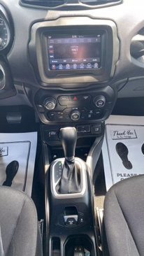 Used 2019 Jeep Renegade Sport w/ UConnect 7.0 Group image 18