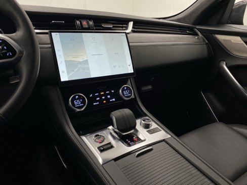 Used 2023 Jaguar F-PACE S image 28
