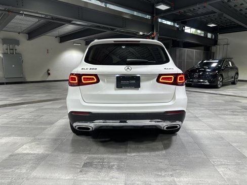Certified 2022 Mercedes-Benz GLC 300 4MATIC image 4