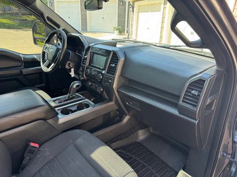Used 2018 Ford F150 XLT w/ Equipment Group 302A Luxury image 16
